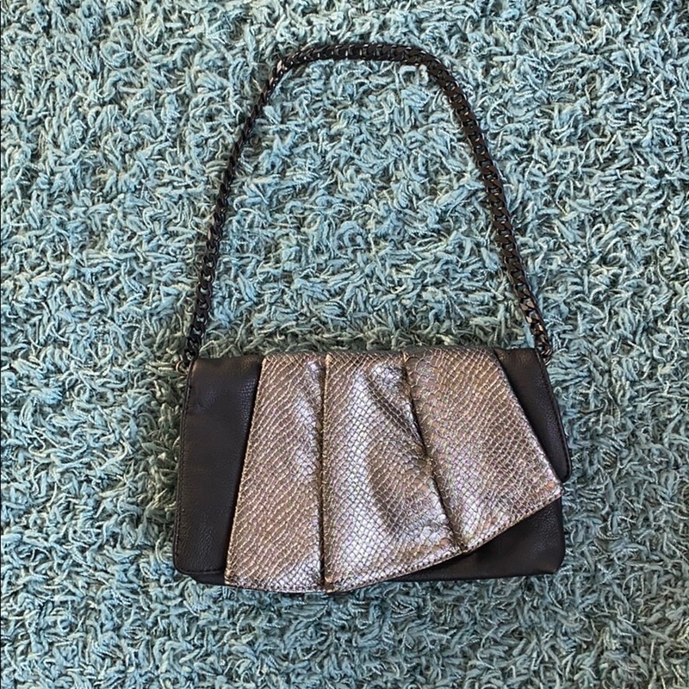 4/$25 Vintage Sondra Roberts Squared Handbag